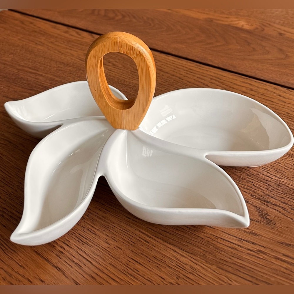 Brandani Octopus Porcelain and Natural Bamboo Serving Dish